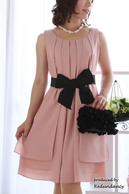 ピンクのウエストリボン付きドレスコーディネートセット