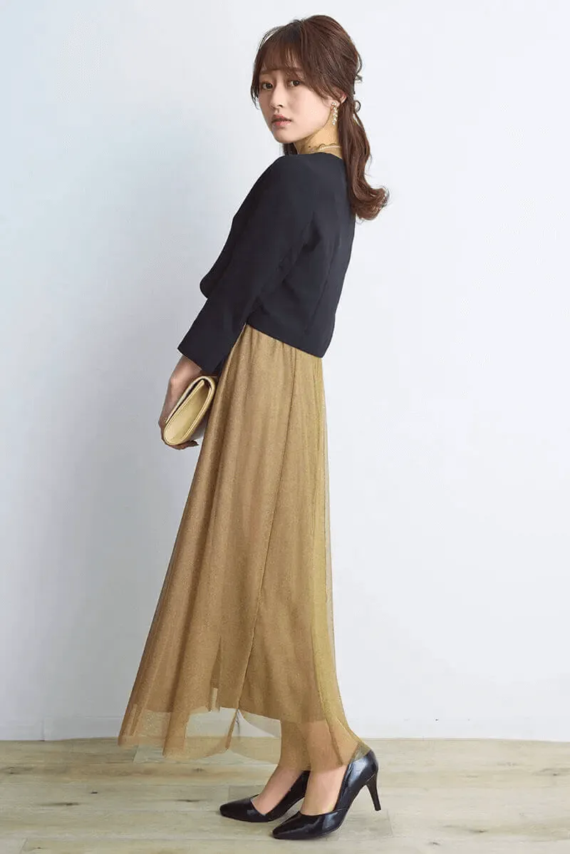 ゴールドのラメチュールメロウドレス