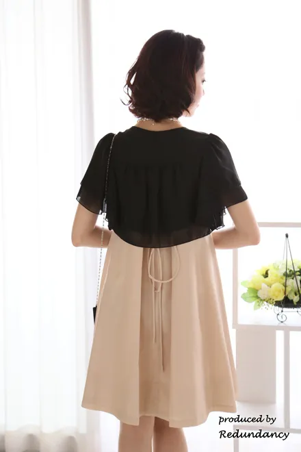 ベージュのリボンデコレートドレスコーディネートセット