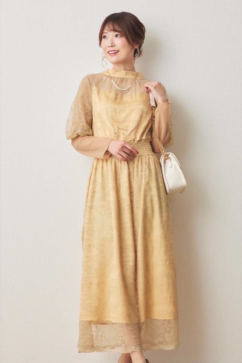 イエローのバルーンロングスリーブ総レースドレス