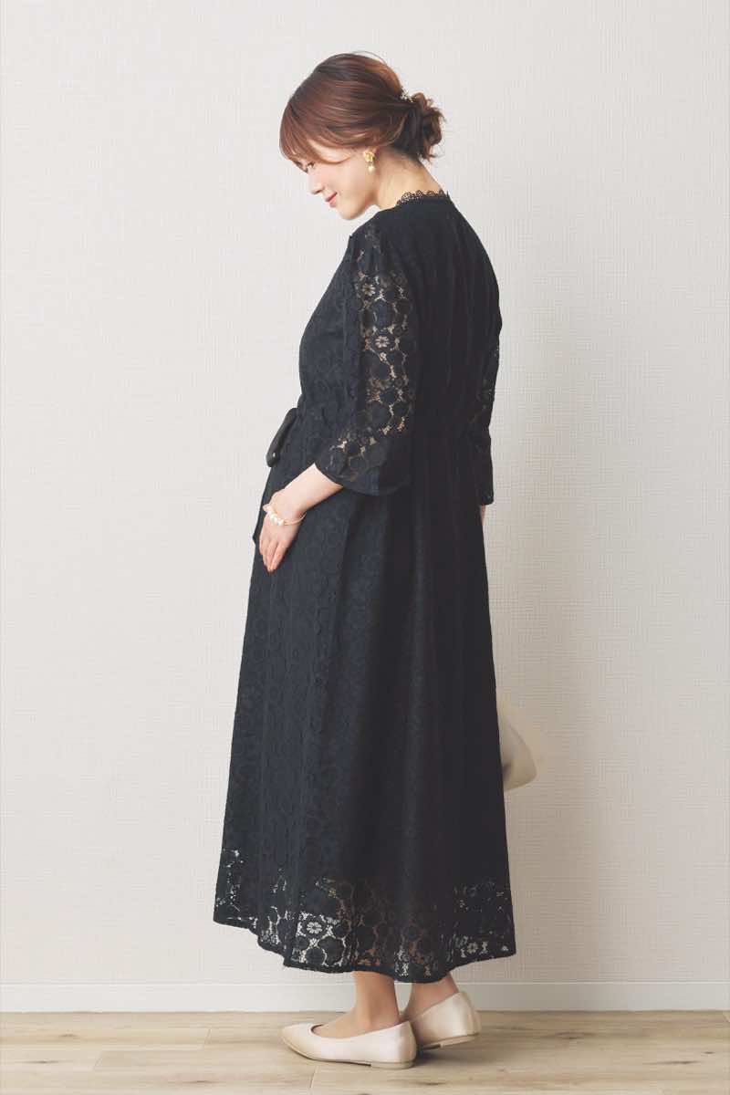 ブラックの前開き総レースマタニティドレス