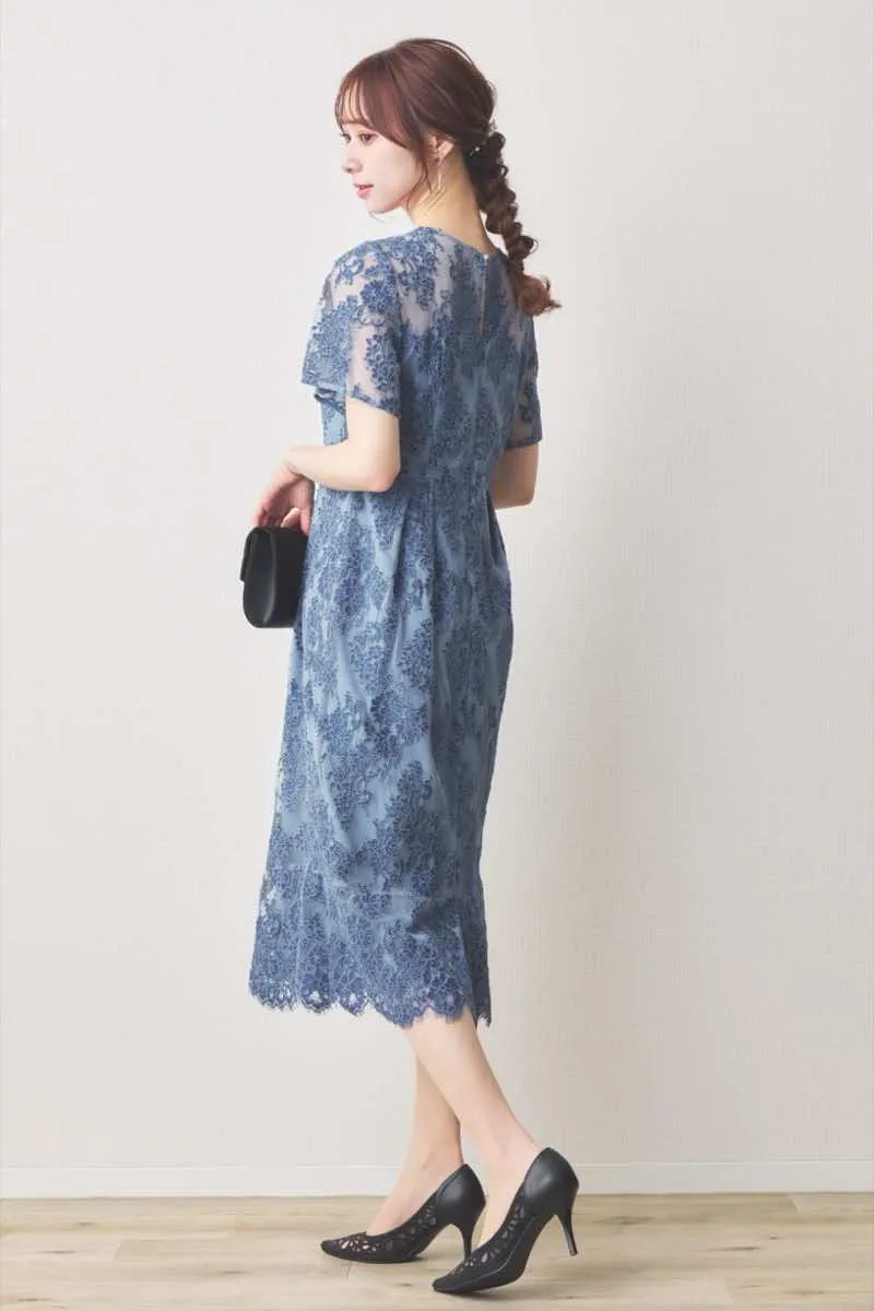 インディゴブルーの配色レースマーメイドドレス