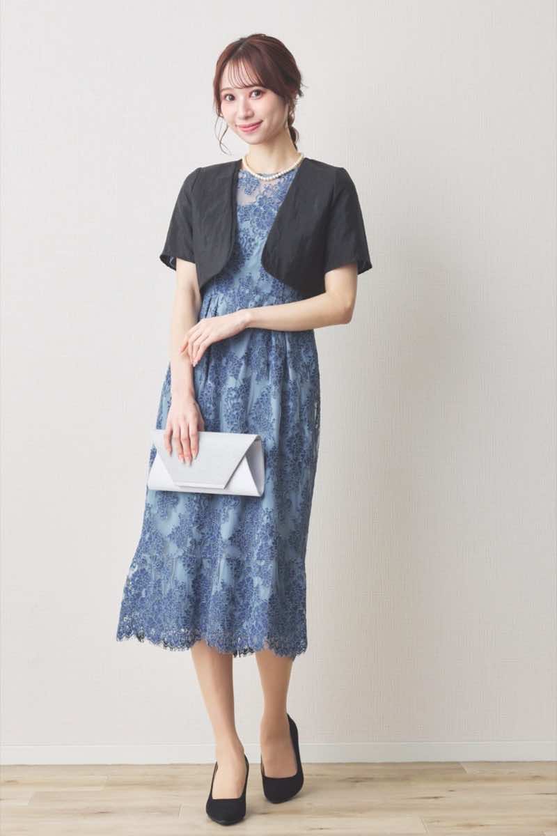 インディゴブルーの配色レースマーメイドドレス