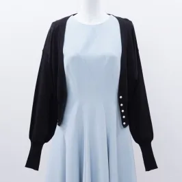 黒のラメ入りカーディガン