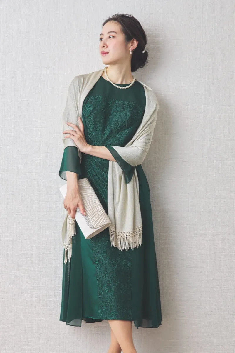 グリーンのラメ刺繍シフォン切替ドレス  [ 店頭販売価格 56,100円 ]