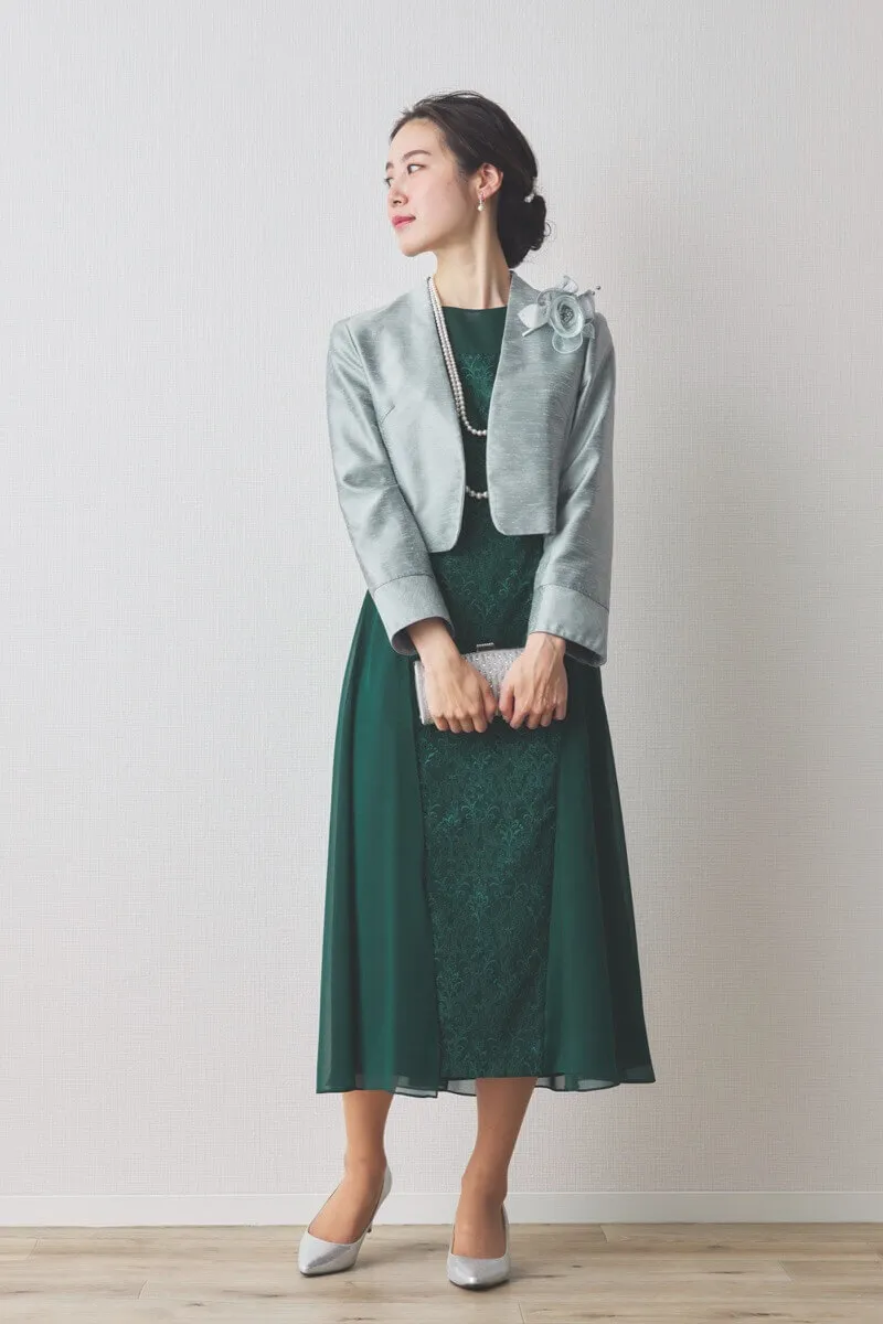 グリーンのラメ刺繍シフォン切替ドレス  [ 店頭販売価格 56,100円 ]