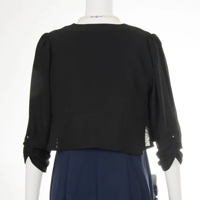 ブラックのシンプル七分袖ボレロ