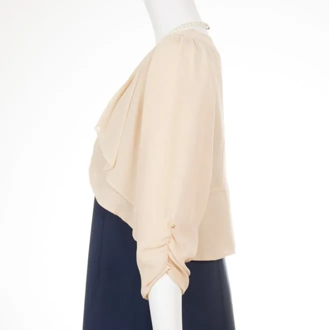 ベージュのシンプル七分袖ボレロ