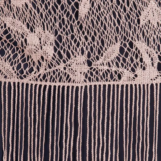ピンクレースのラメ入りストール