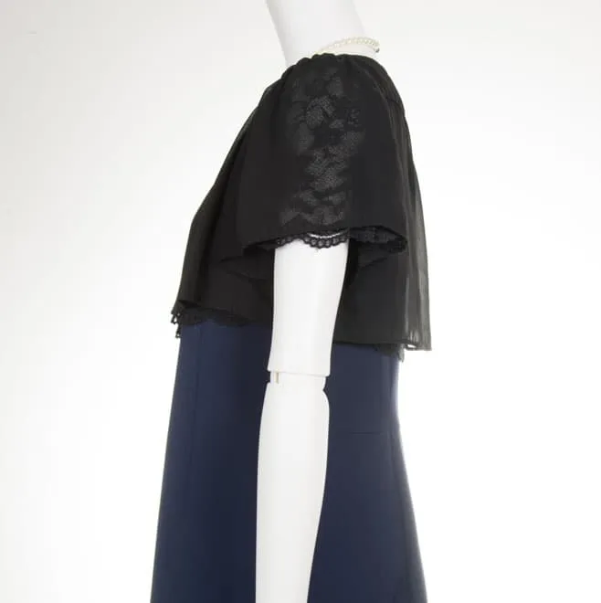 ブラックのリバーシブルボレロ