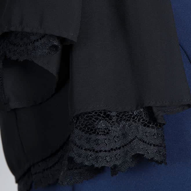 ブラックのリバーシブルボレロ