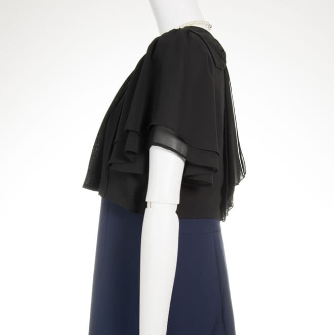 ブラックの後ろリボン半袖ボレロ