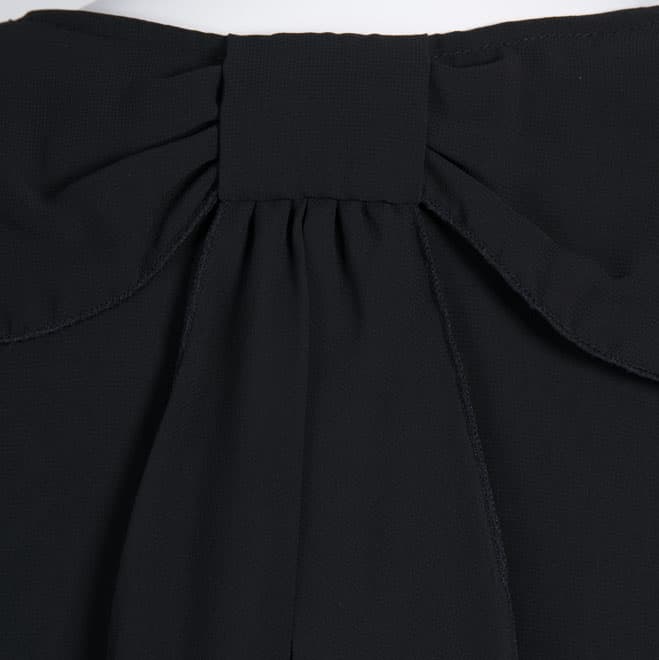 ブラックの後ろリボン半袖ボレロ