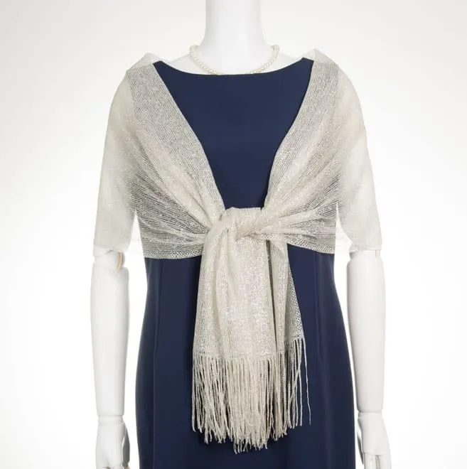 ゴールドのラメ入りストール