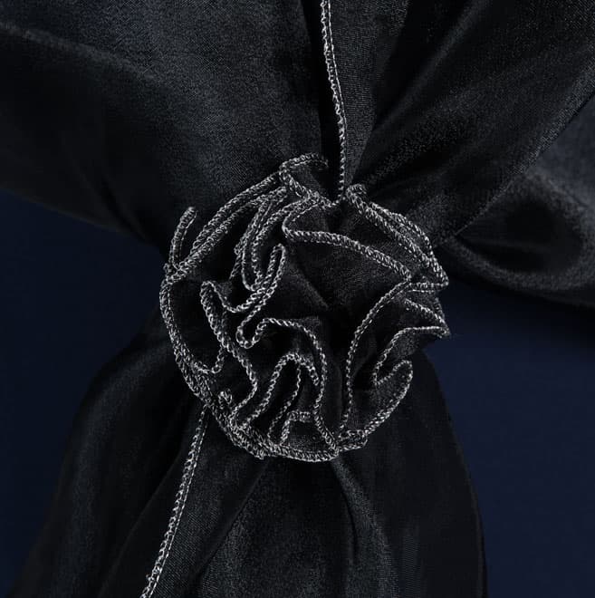 ブラックオーガンジーのストール(コサージュ付)