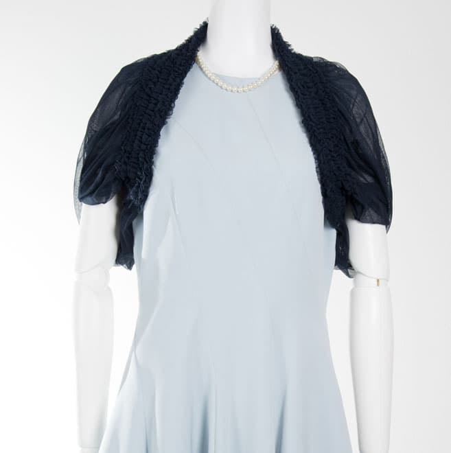 ネイビーチュールの半袖ボレロ