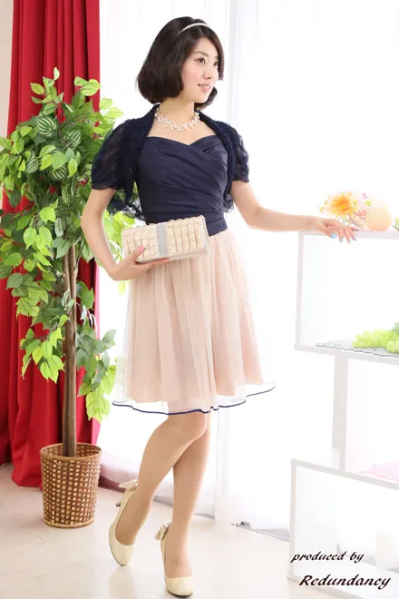 ネイビーチュールの半袖ボレロ