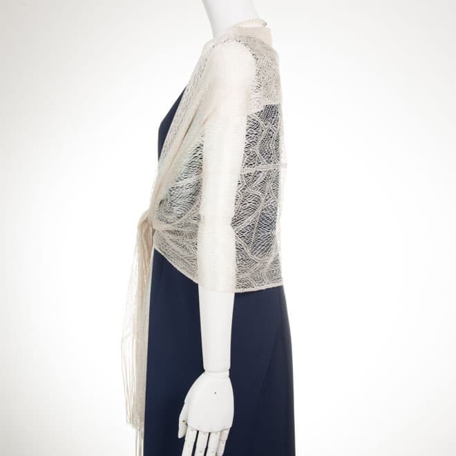 ベージュレースのロングストール