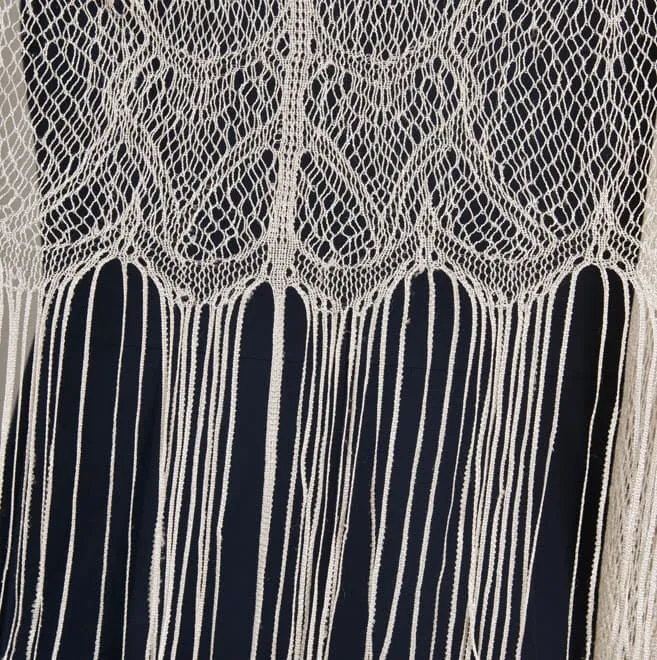 ベージュレースのロングストール