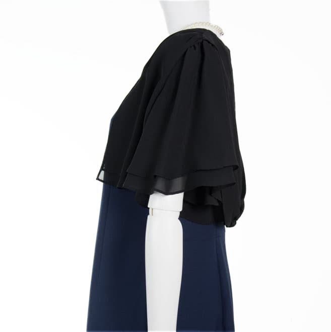 ブラックの背中レースの半袖ボレロ