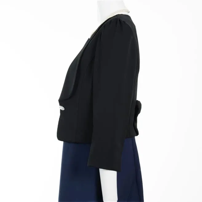 ブラックのラインストーンボタンジャケット