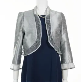 シルバーシャンタンの七分袖ボレロ