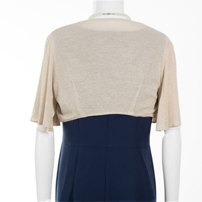 ゴールドのラメ入り五分袖ボレロ