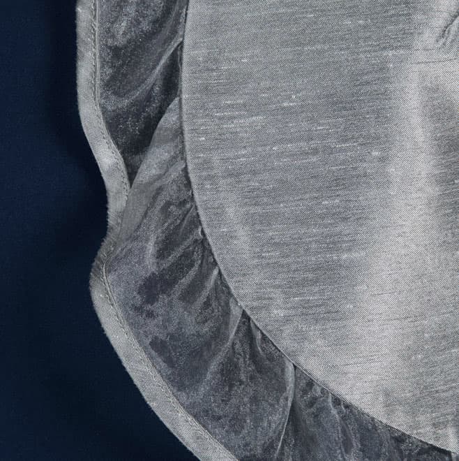 シルバーシャンタンの七分袖ボレロ