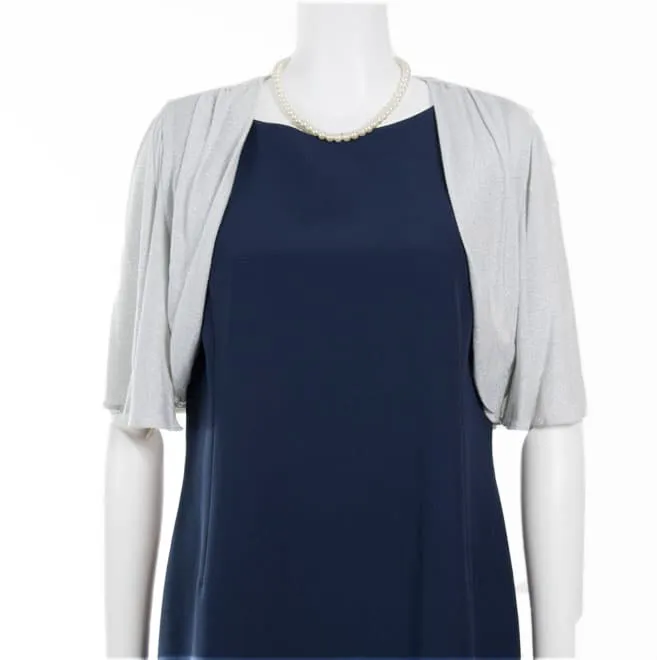 シルバーのラメ入り五分袖ボレロ