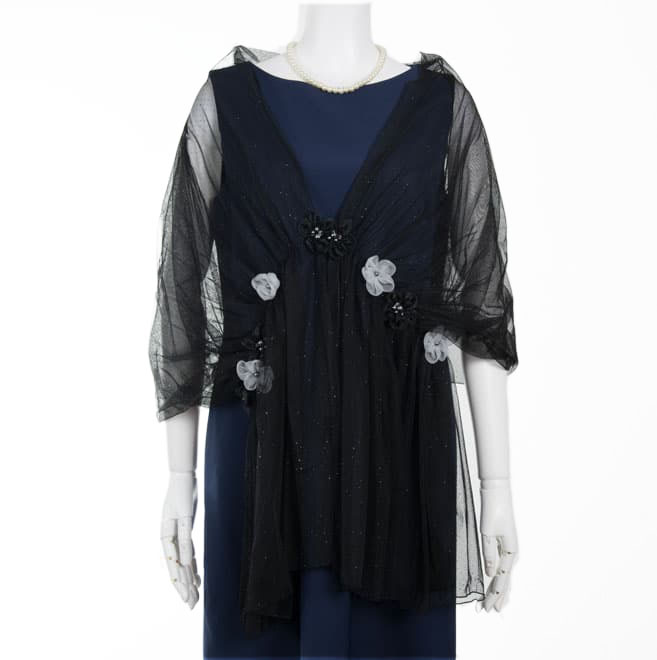 ブラックの花付きラメ入りストール