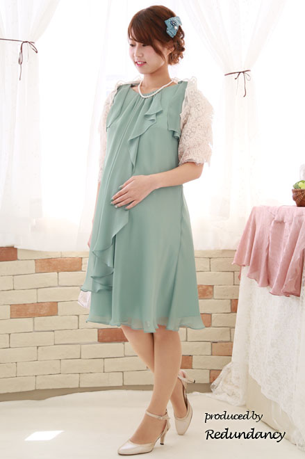 ピンクベージュのもこもこレースストール