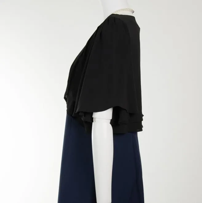 ブラックのシンプル五分袖ボレロ