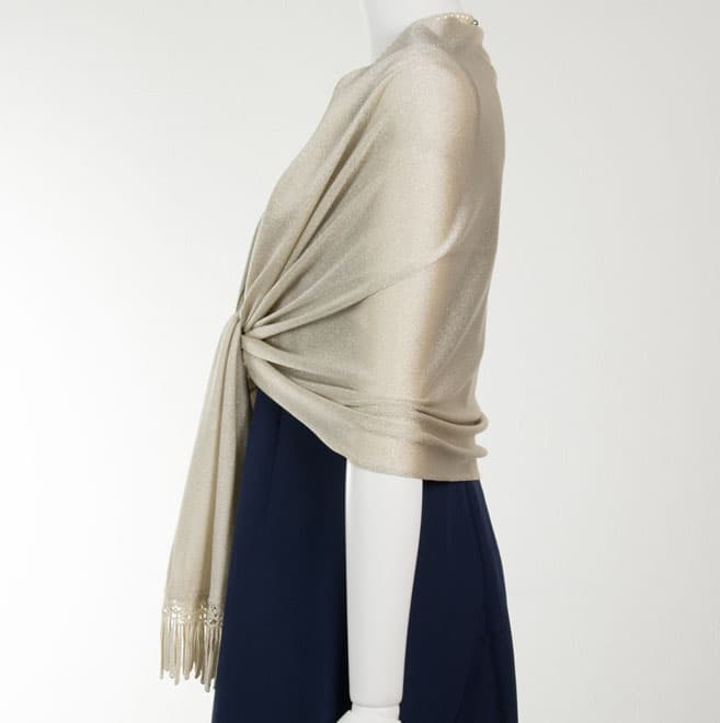 ゴールドのフリンジストール