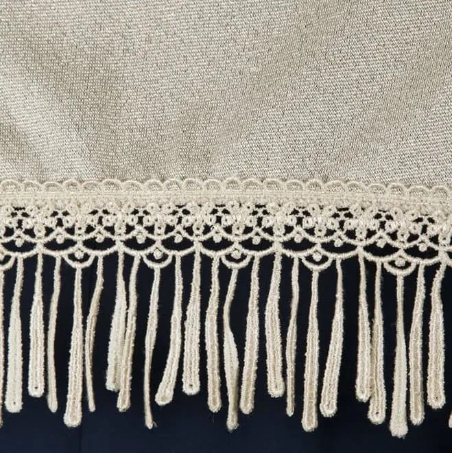 ゴールドのフリンジストール