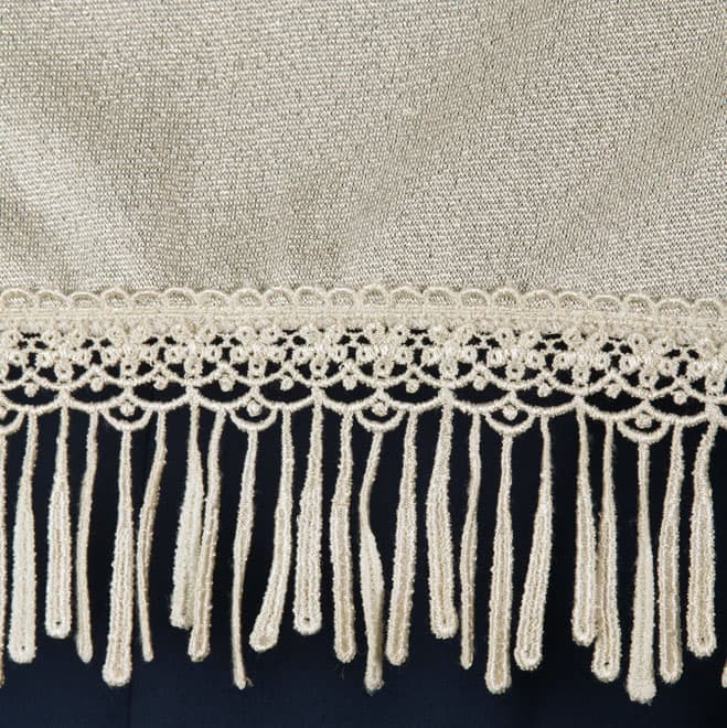 ゴールドのフリンジストール