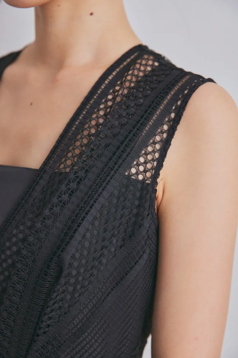 ブラックのストライプレースドレスコーディネートセット