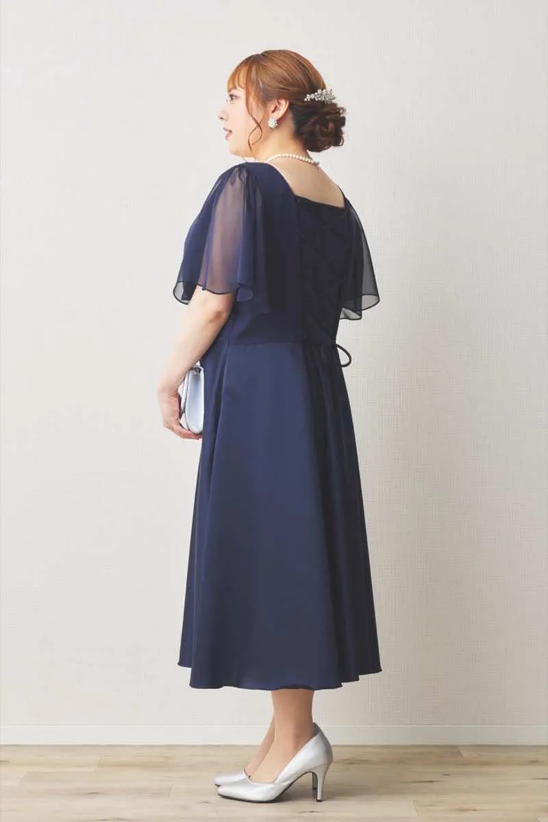 ネイビーのシフォン袖フィットアンドフレアドレス
