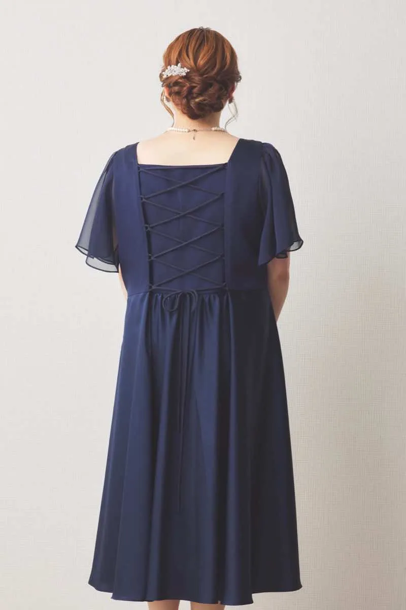 ネイビーのシフォン袖フィットアンドフレアドレス