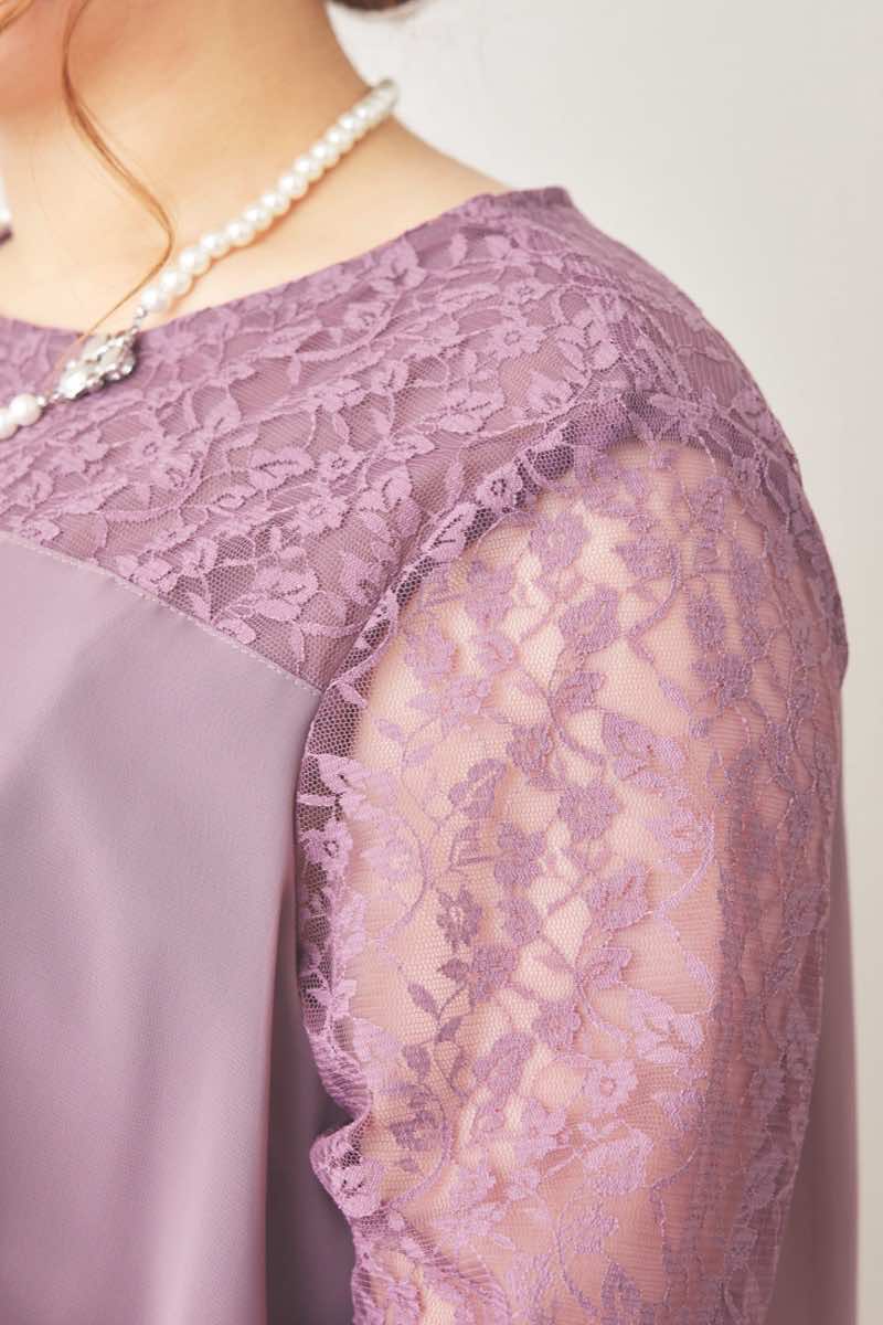 モーヴピンクのレースシフォン切替ドレス