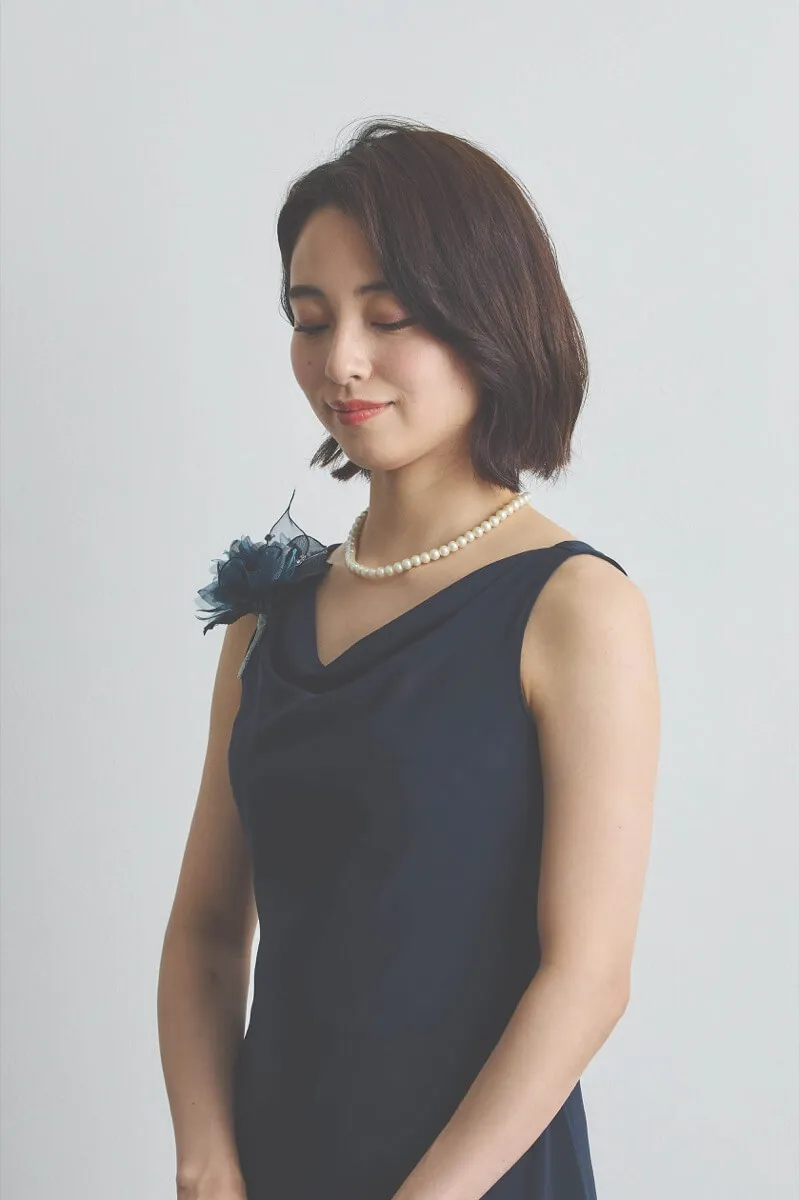 ネイビーのシフォンドレープロングドレス [ 店頭販売価格 42,900円 ]