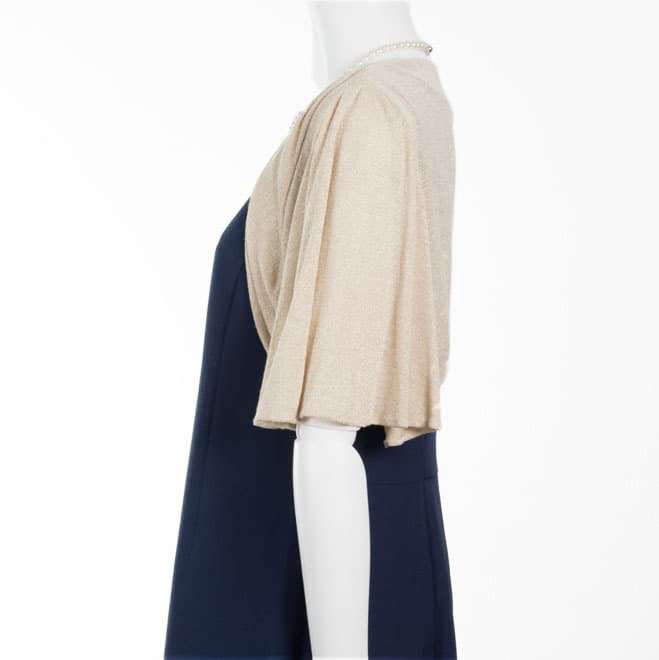 ゴールドのラメ入り五分袖ボレロ