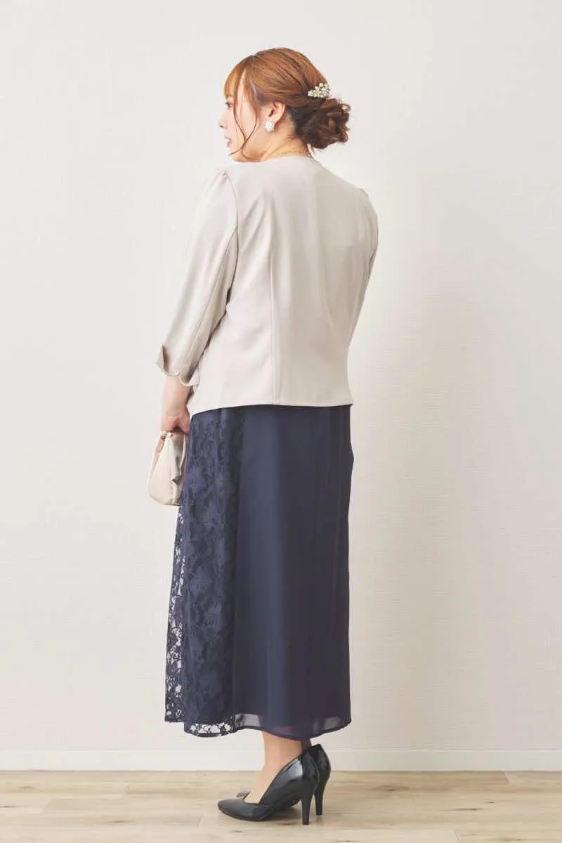 ネイビーのリボン付きサイドレースドレス