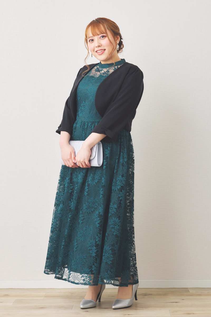 グリーンのフラワーレースハイネックドレス