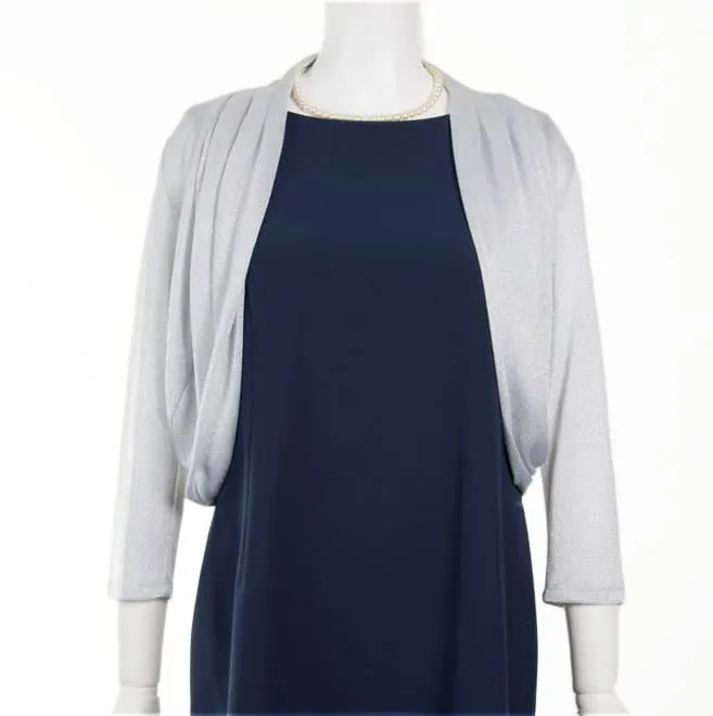 シルバーのラメ入り7分袖ボレロ