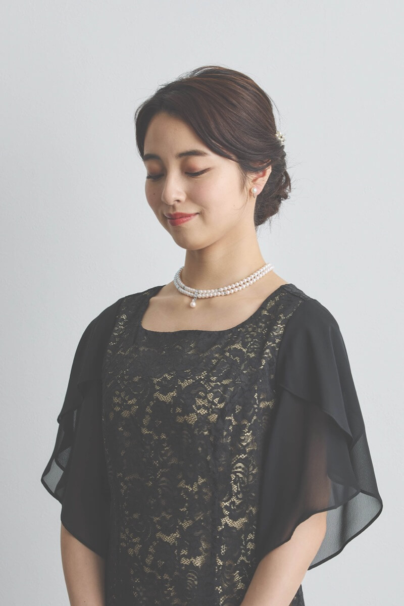 ブラックのシフォンスリーブIラインドレス [ 店頭販売価格 39,600円 ]