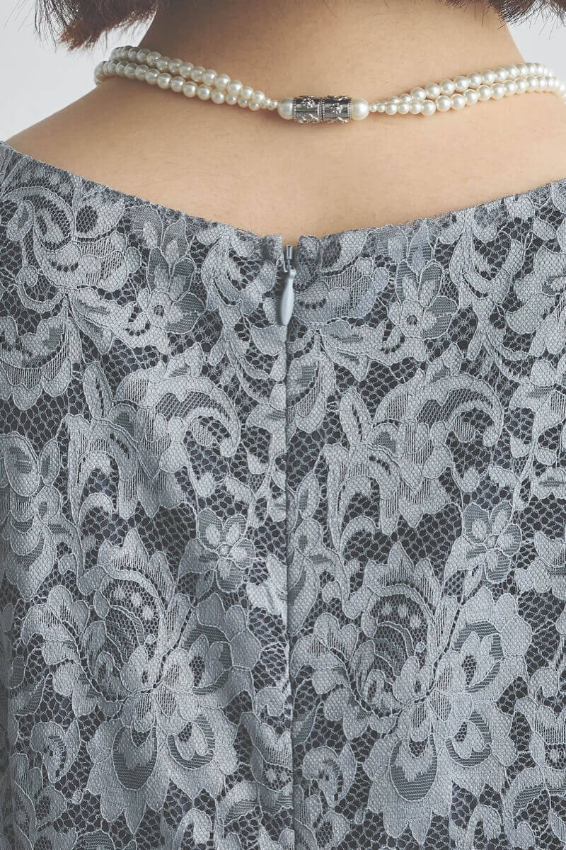 ブルーグレーのシフォンスリーブIラインドレス [ 店頭販売価格 39,600円 ]