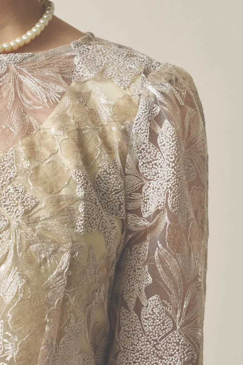 ベージュのシャイニートップスサテンドレス [ 店頭販売価格 38,500円 ]