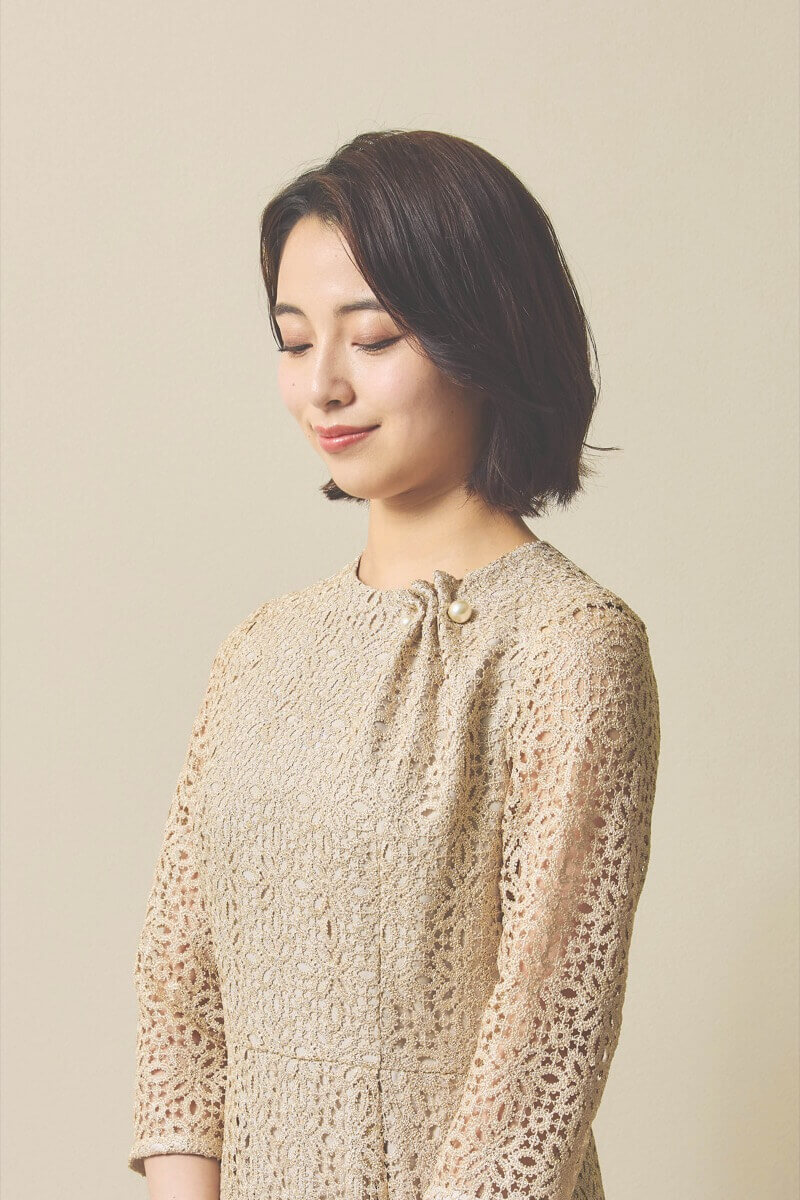 ゴールドのラメクロシェレースドレス [ 店頭販売価格 38,500円 ]