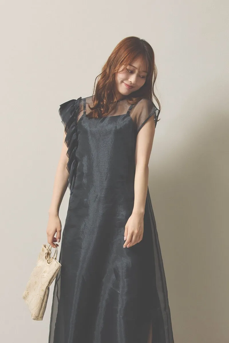 ブラックのアシメフリルオーガンジードレス