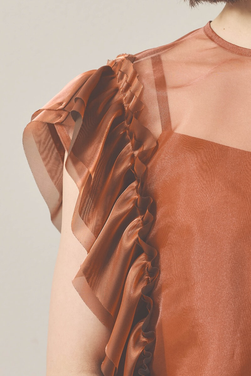 ブラウンのアシメフリルオーガンジードレス